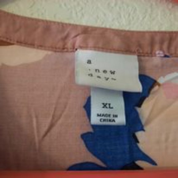 Colorful Long Sleeve Top Size xl  *BOGO* - Picture 3 of 5